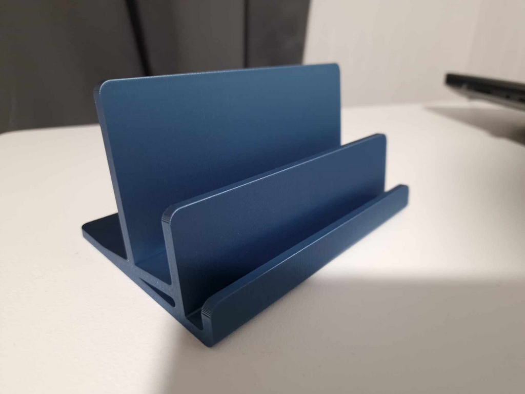 Laptop holder