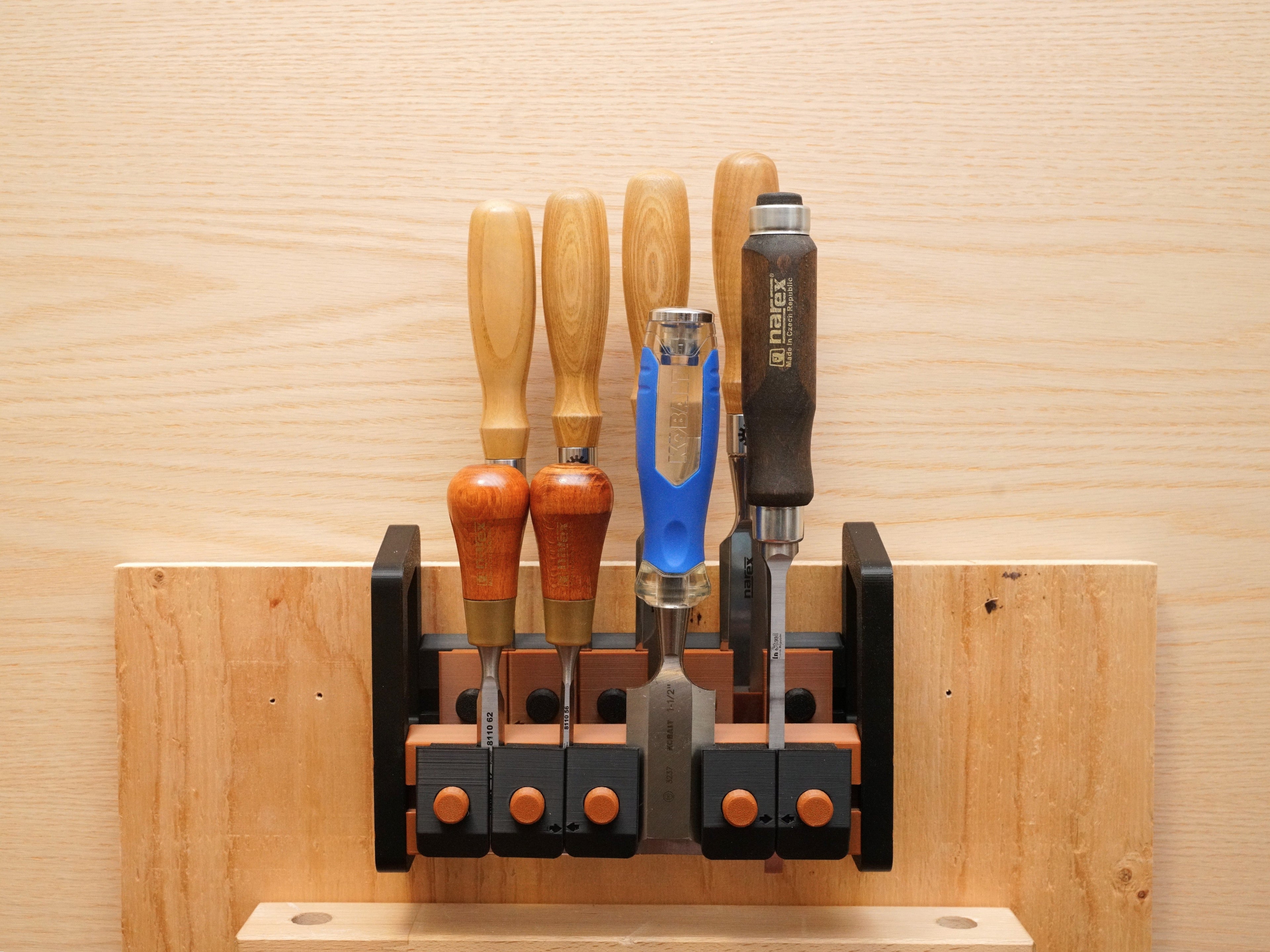 Chisel holder