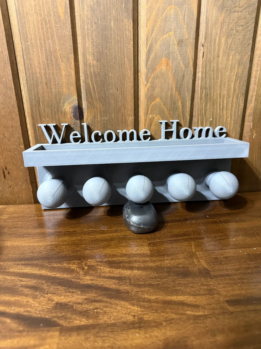 Coat hanger with Shelf