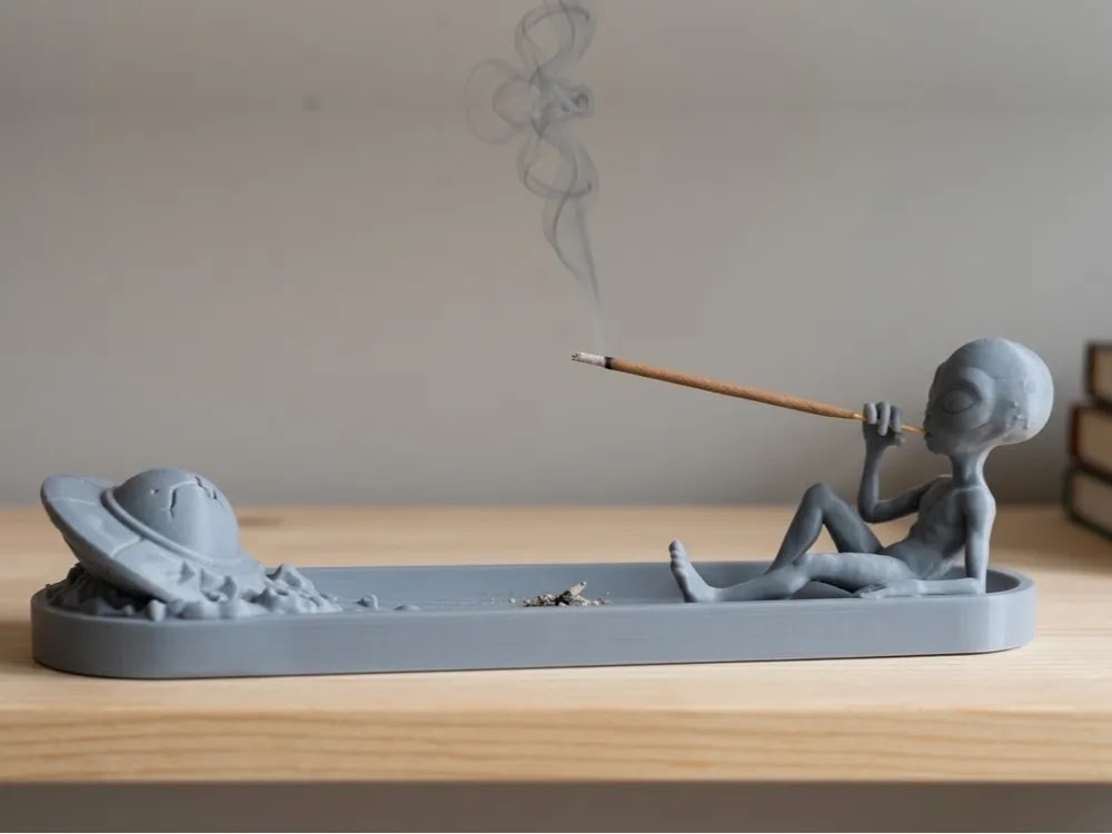 The High Voyager Incense Holder