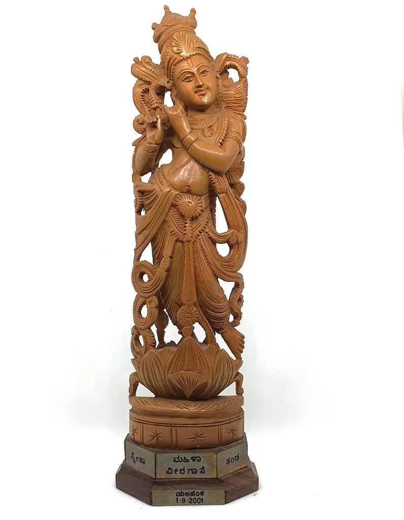 Venugopal Krishna sculpture close-up detail – precision 3D printed sacred idol by 3D Divine FOFUS