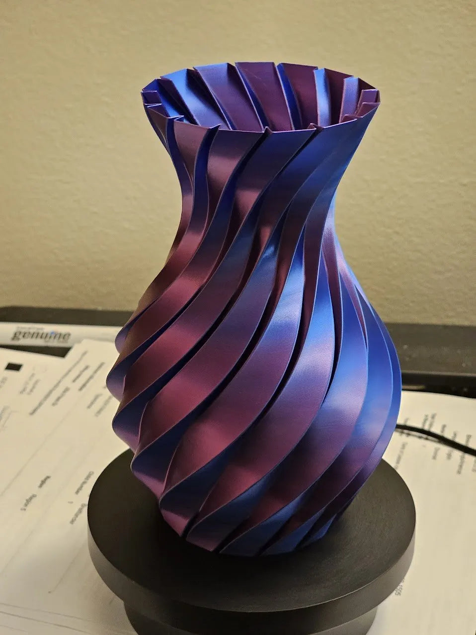Twisting Pillars Vase detail – 3D Printed Spiral Column Home Decor by FOFUS Kerala