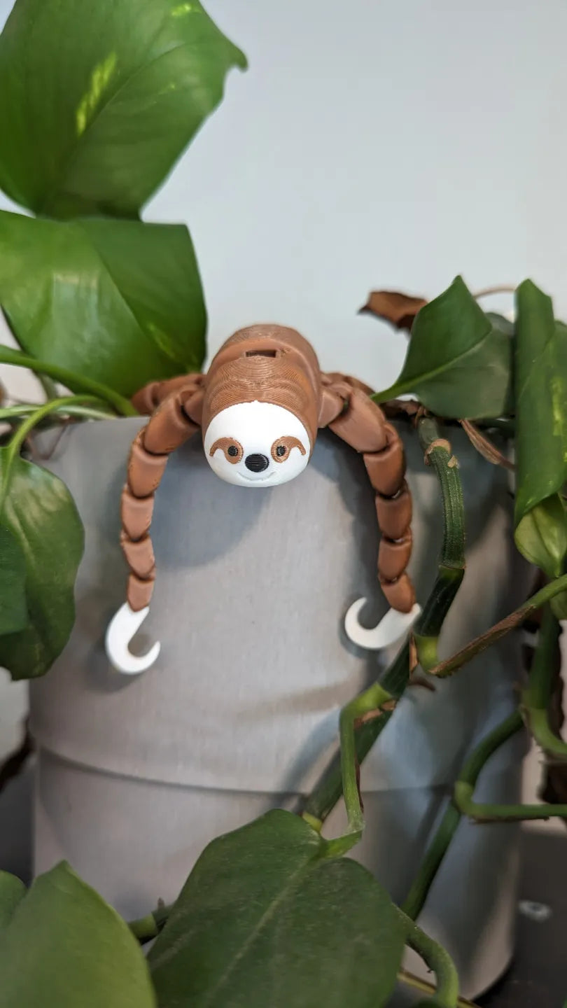 Flexi-Sloth Poseable Figurine – 3D Printed Articulated Sloth Toy by FOFUS, Thrissur Kerala