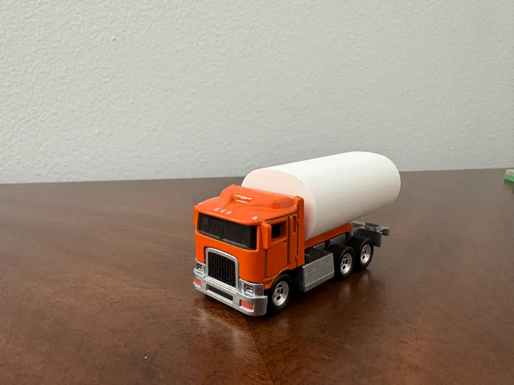 Fuel Tank Truck Scale Model – 3D Printed Highway Hauler Replica by MAYANS | FOFUS, Thrissur Kerala