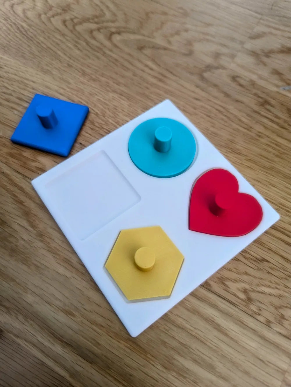 Shape Matching Puzzle angle – 3D Printed Shadow Matching Toy by MAYANS FOFUS Kerala