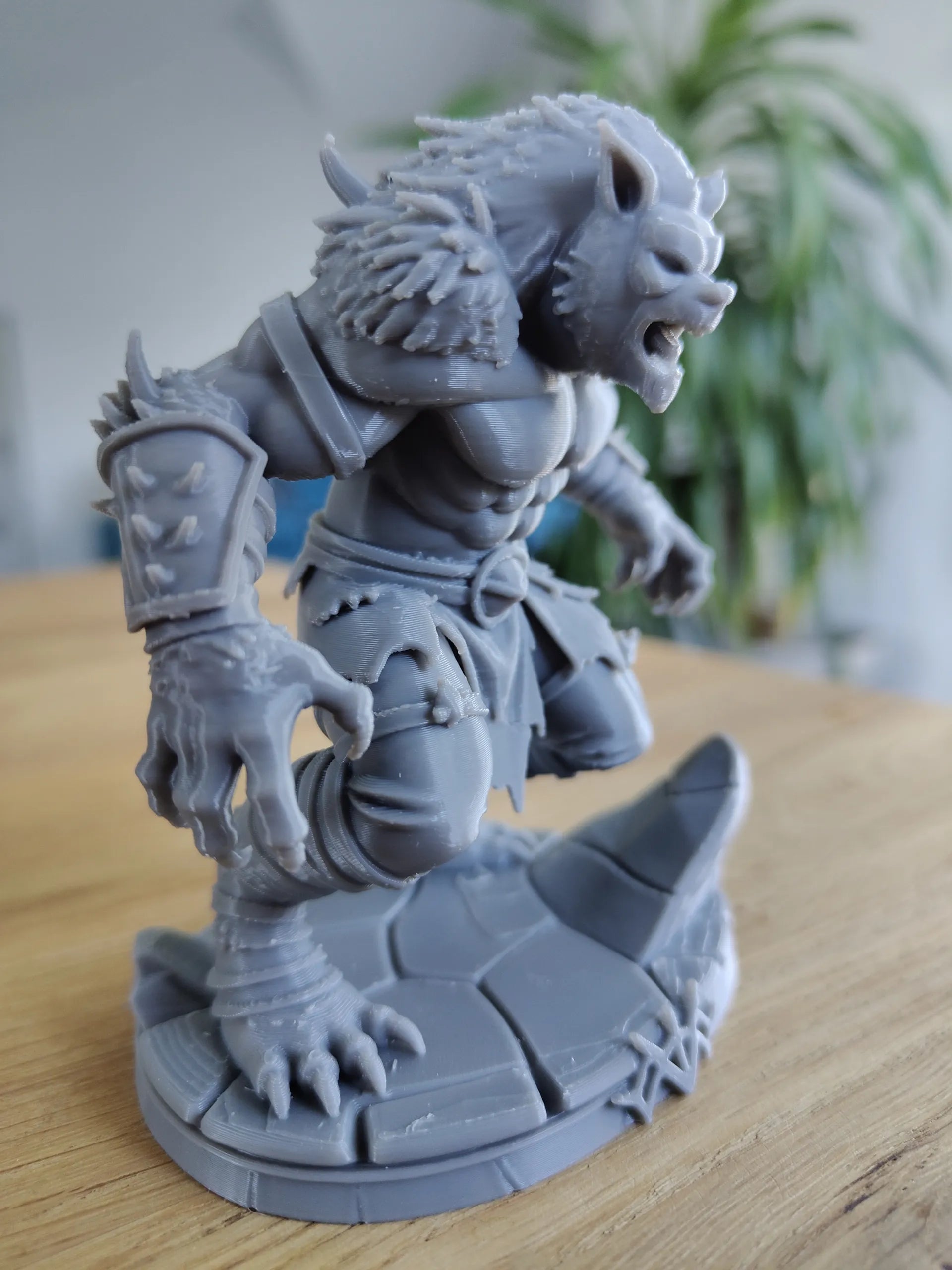 Savage Werewolf Battle Statue – Dark Fantasy Creature Figurine