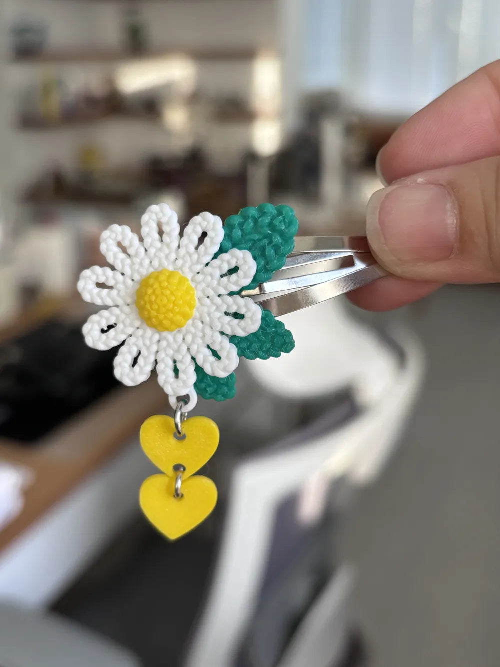 Woven Daisy Hair Clip angle – 3D Printed Floral Boho Accessory by FOFUS Kerala