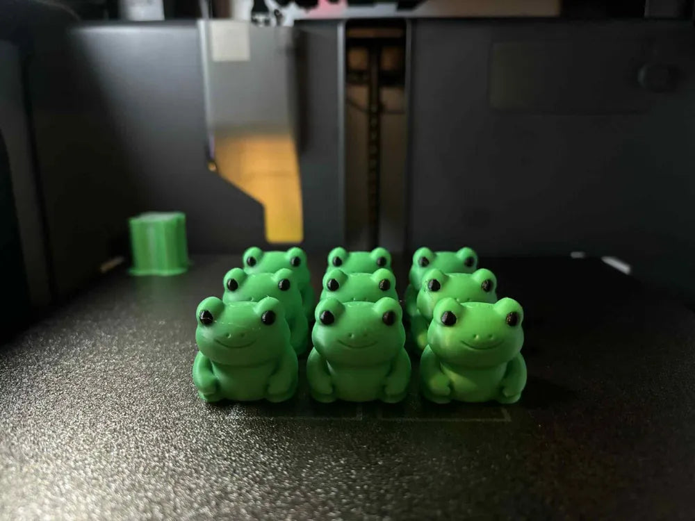 Miniatiure Frogs