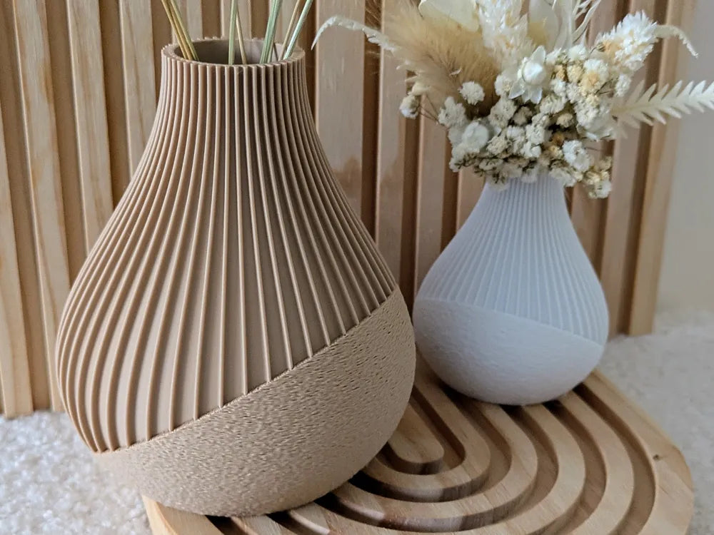 Dual-Texture Vase angle – 3D Printed Contrasting Surface Vase by FOFUS Kerala