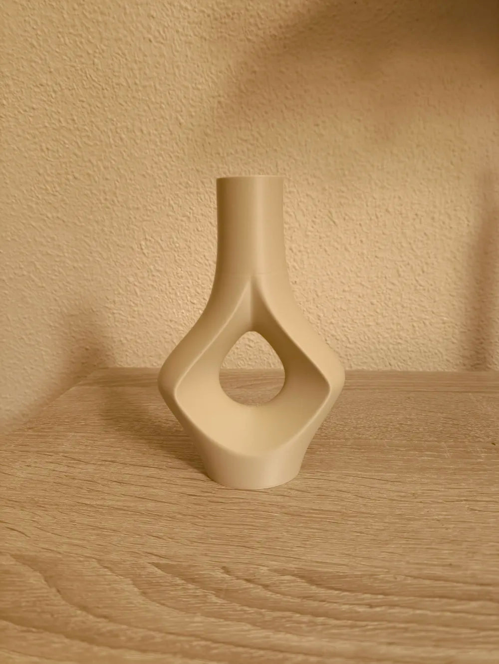 Modern Decorative Vase detail – 3D Printed Contemporary Vase by FOFUS Kerala