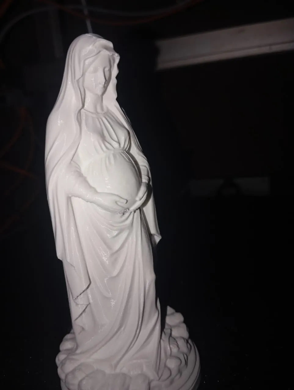 Pregnant Our Lady Sacred Sculpture side – 3D Printed Christian Gift for Expecting Families | FOFUS Kerala