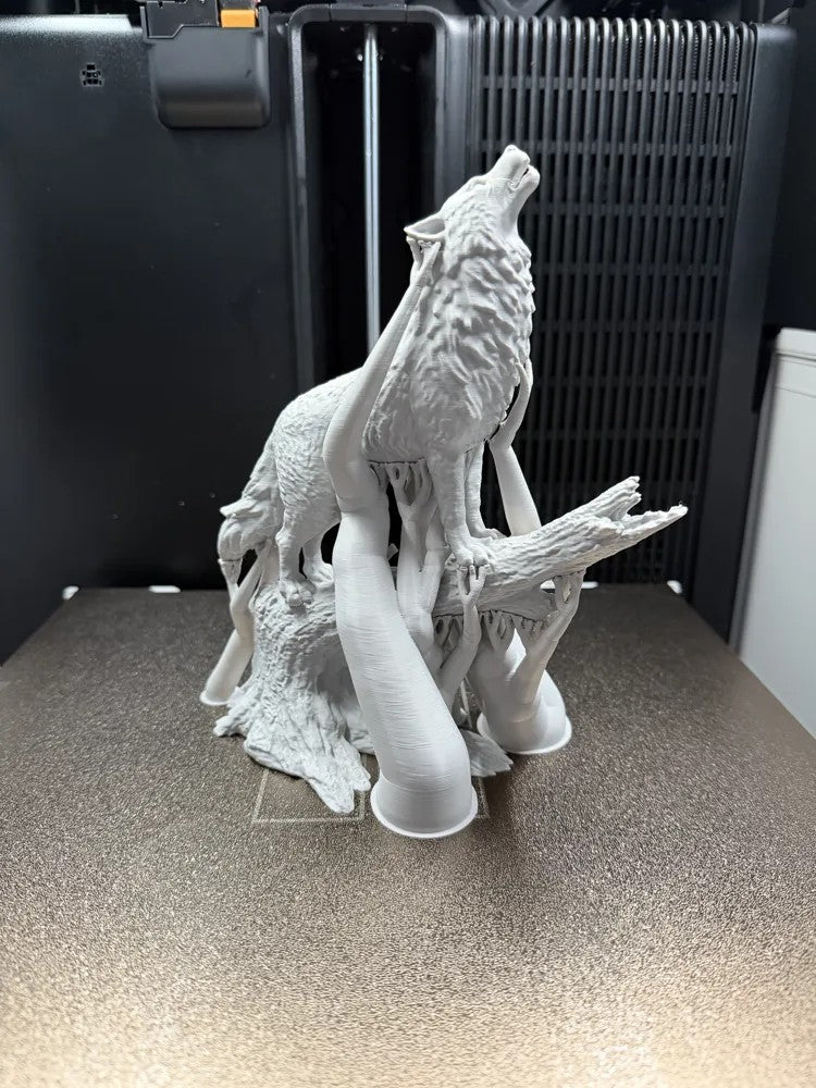 Howling Wolf
