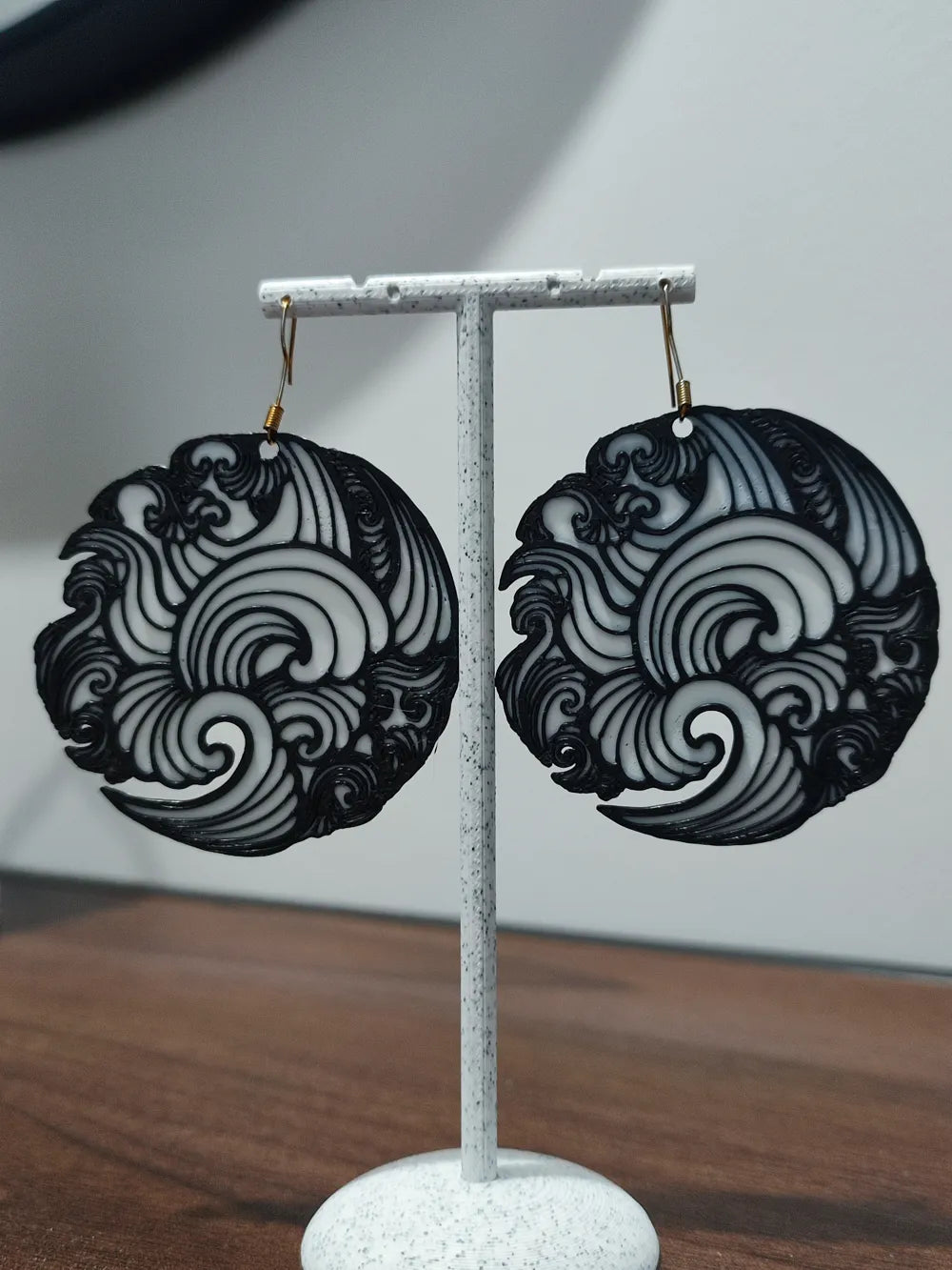 Tsunami Kyoka Wave Earrings angle – 3D Printed Japanese Aesthetic Jewellery by FOFUS Kerala