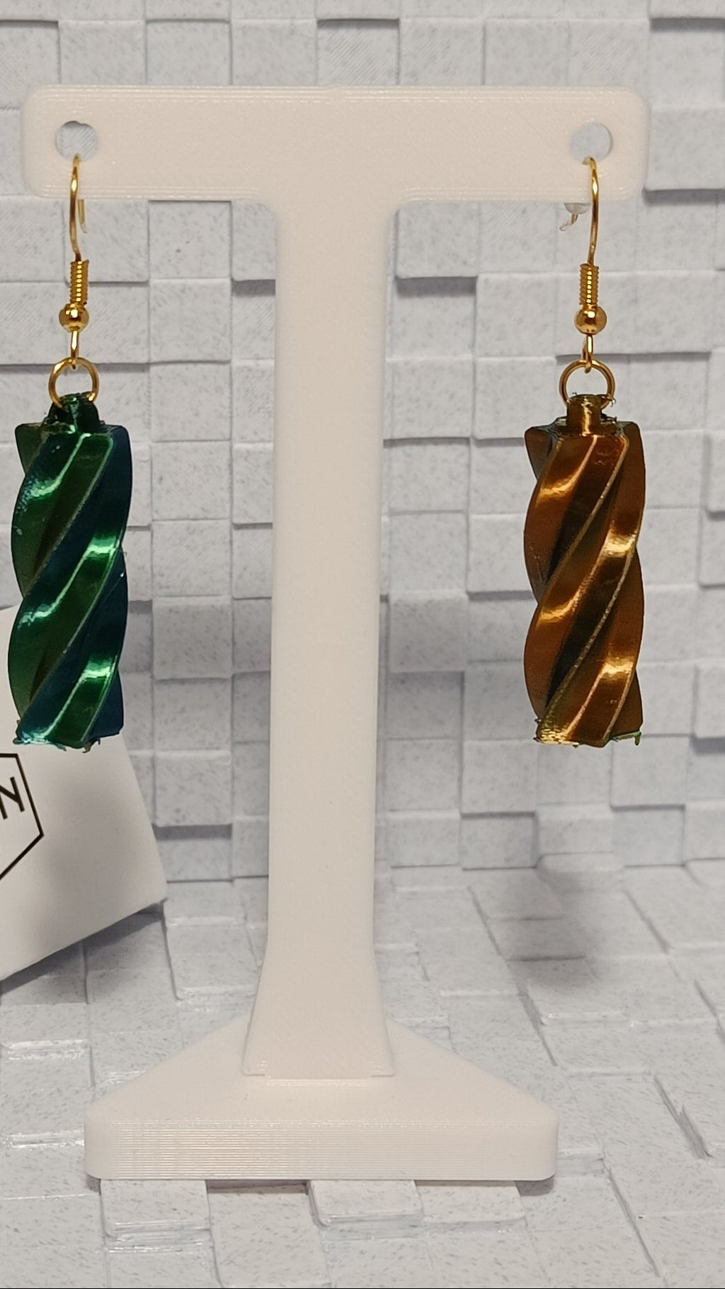 Spiral Earrings angle – 3D Printed Elegant Timeless Jewellery by FOFUS Kerala