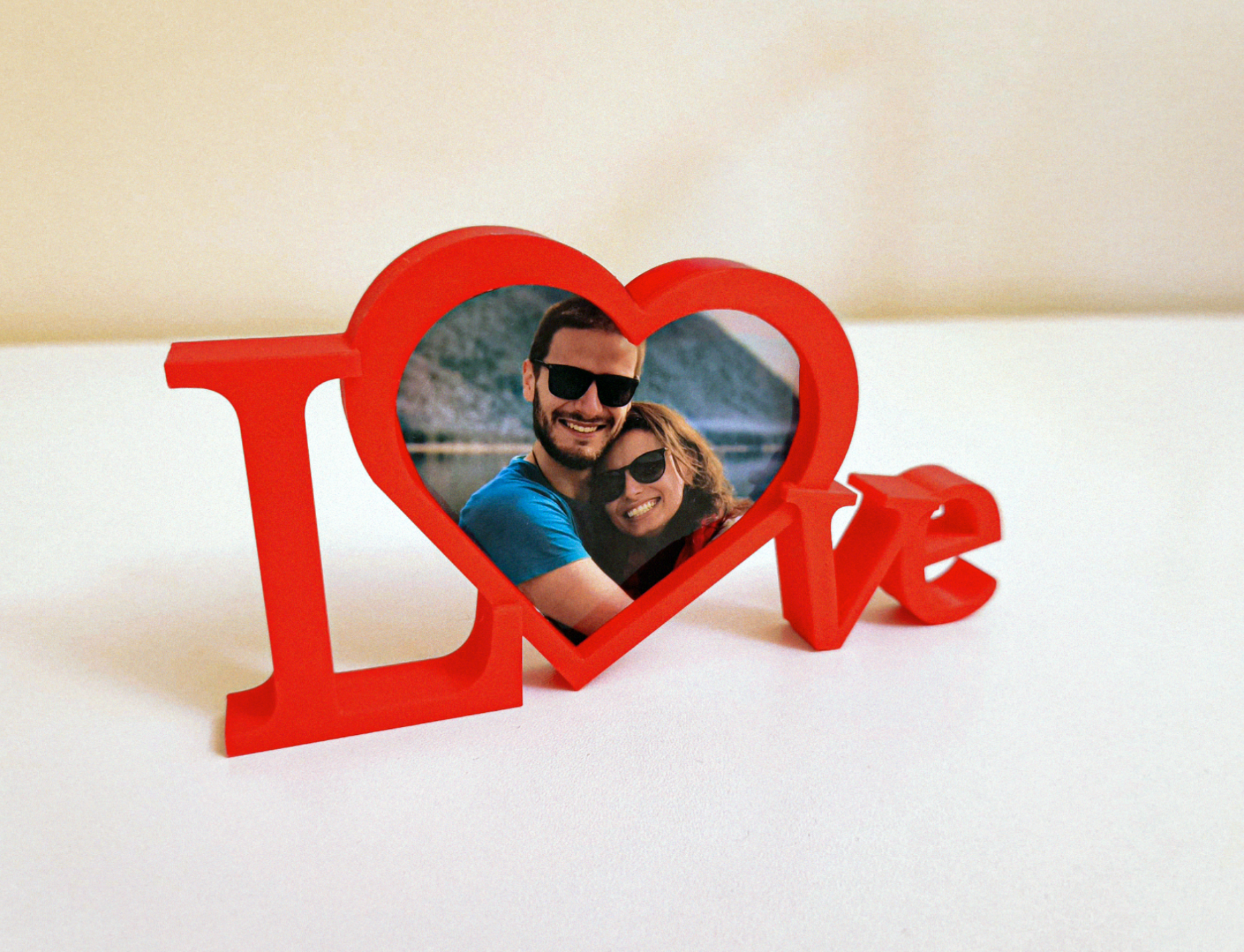 3D printed Love Frame – A Heartfelt Gift for Every Special Moment ❤️ by FOFUS